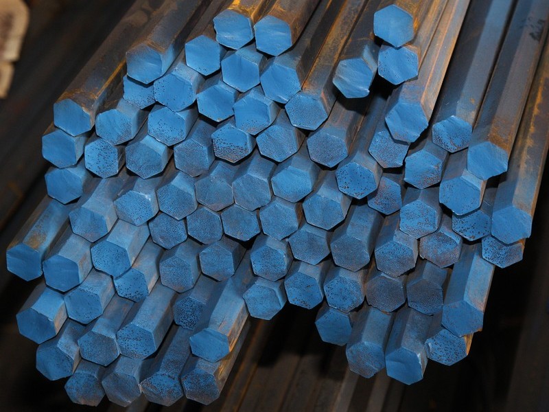 Стальной шестигранник легированный 13 мм Gr.B7 ASTM A193